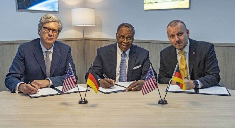 Lockheed Martin, Lufthansa Technik sign landmark MoU