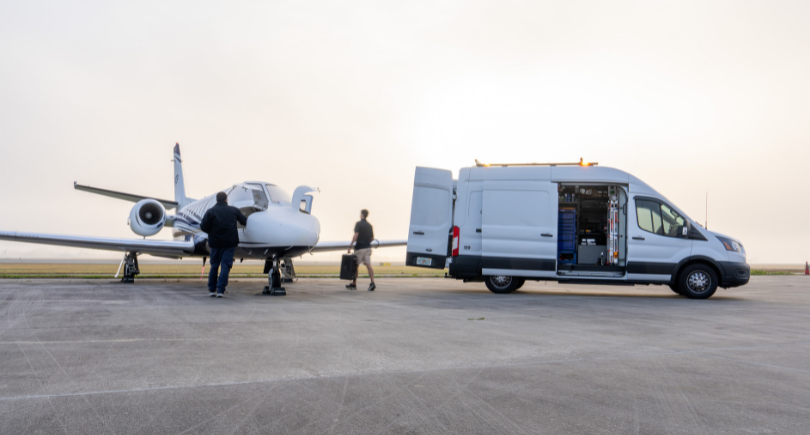 Textron Aviation mobile service technicians providing on-site maintenance and AOG support for Cessna, Beechcraft and Hawker aircraft